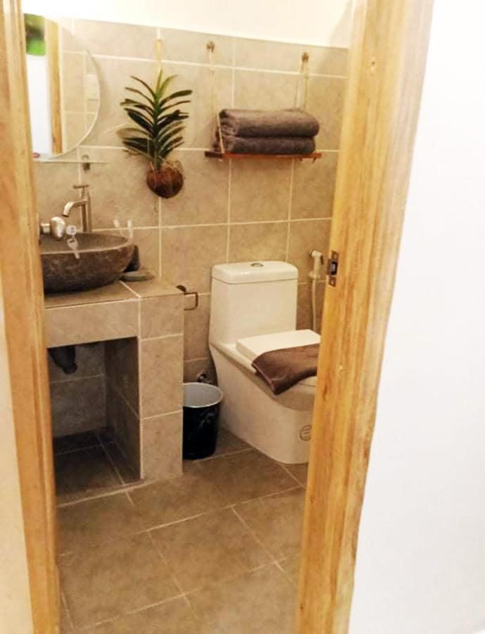 Hutch Lodging House El Nido Bagian luar foto